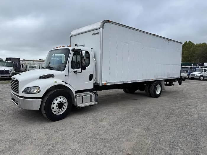 2015 Freightliner M2 106
