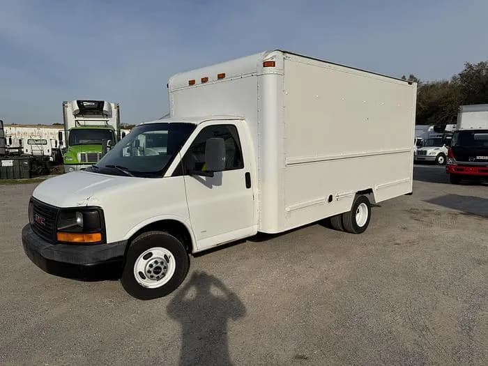 2004 GMC SAVANA 3500 - Pickup