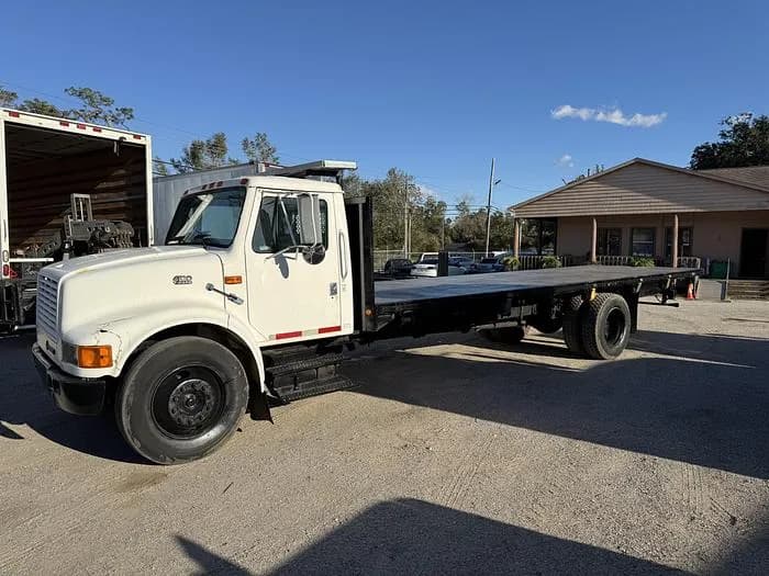 1996 International 4700 - Flatbed