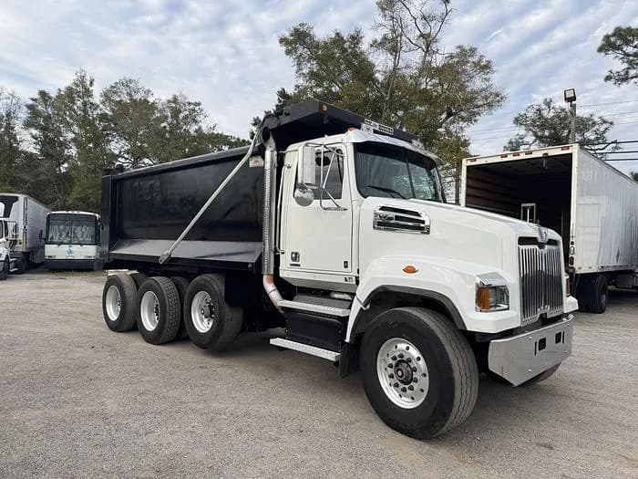 2016 Western Star 4700 SF - Dump