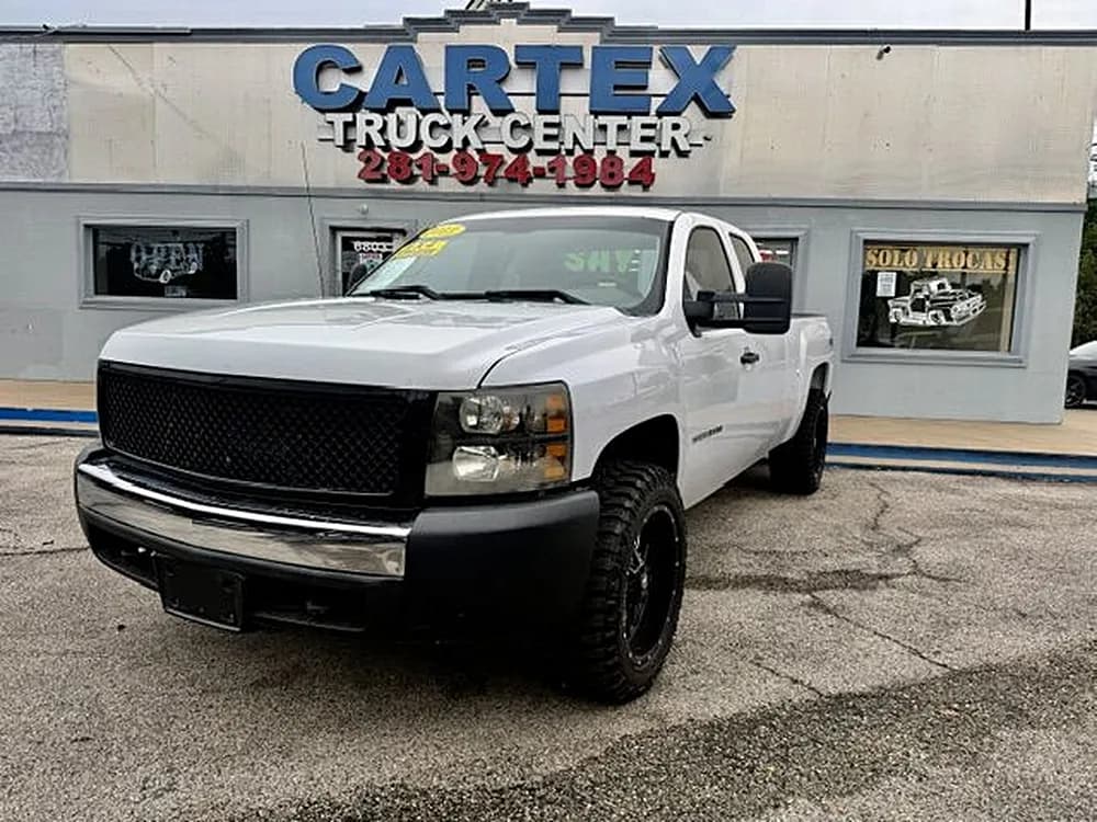 2013 Chevrolet SILVERADO 1500 - Pickup
