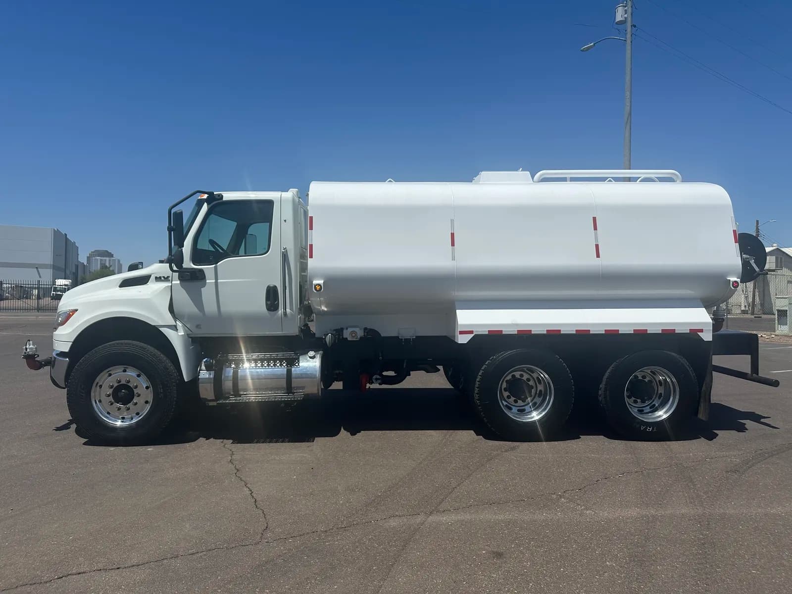 2023 International MV607