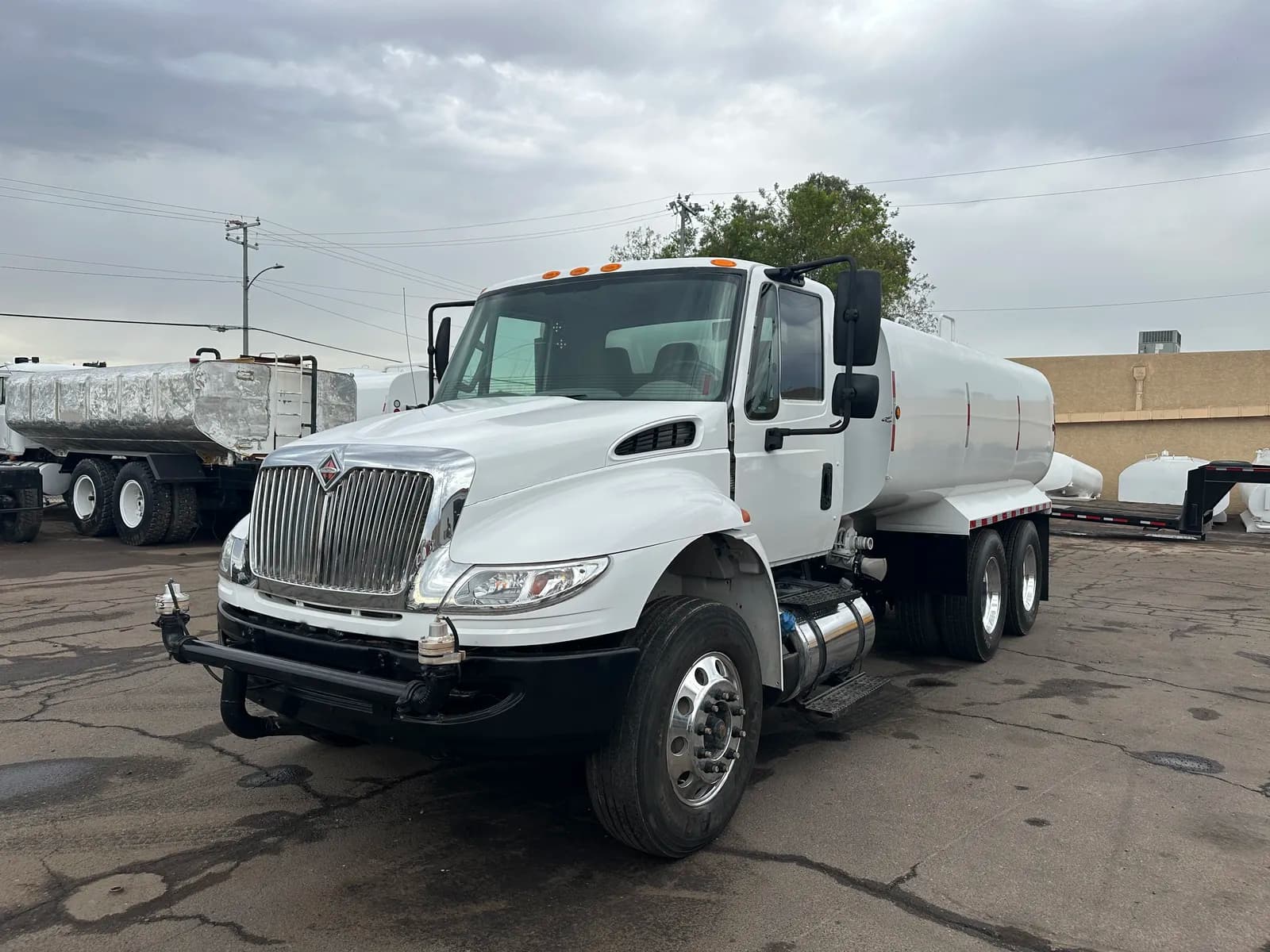 2019 International 4400
