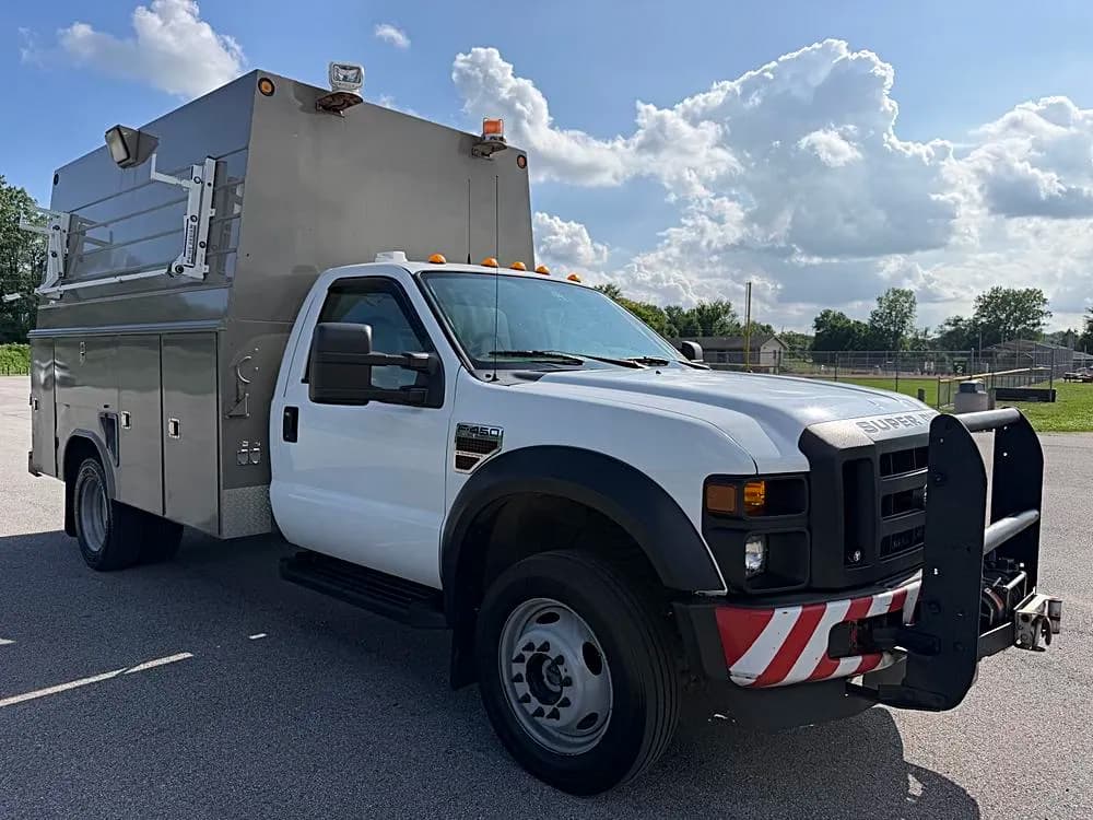 2008 Ford F-450 Super Duty - Box