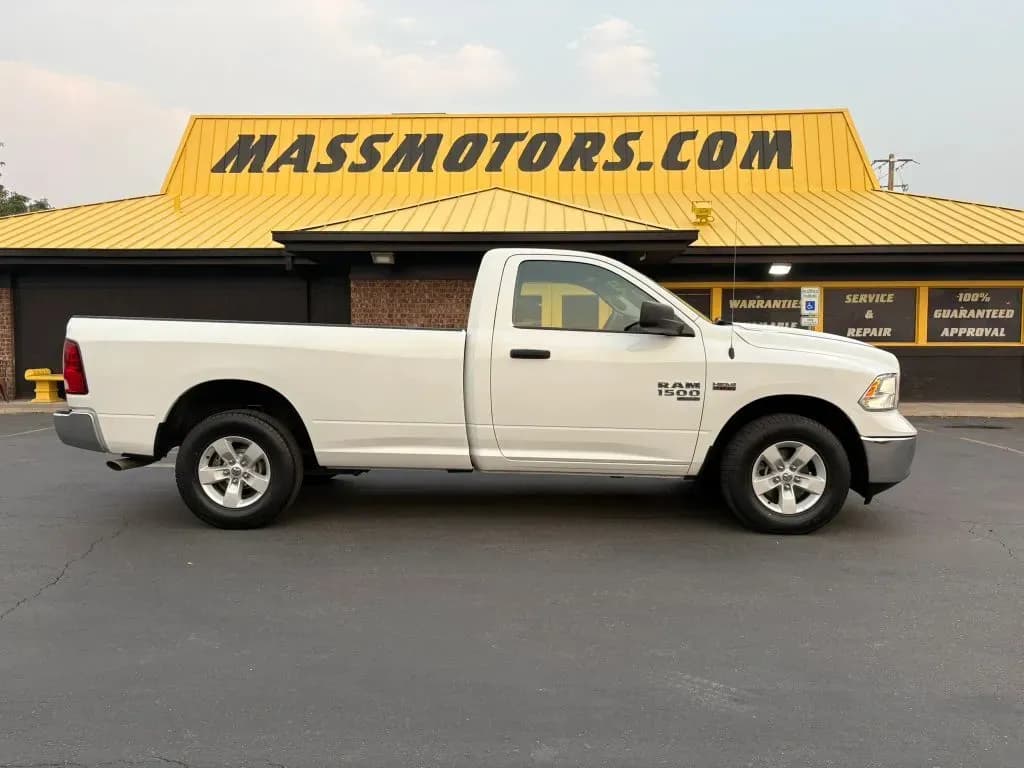 2023 Ram 1500 Classic - Pickup