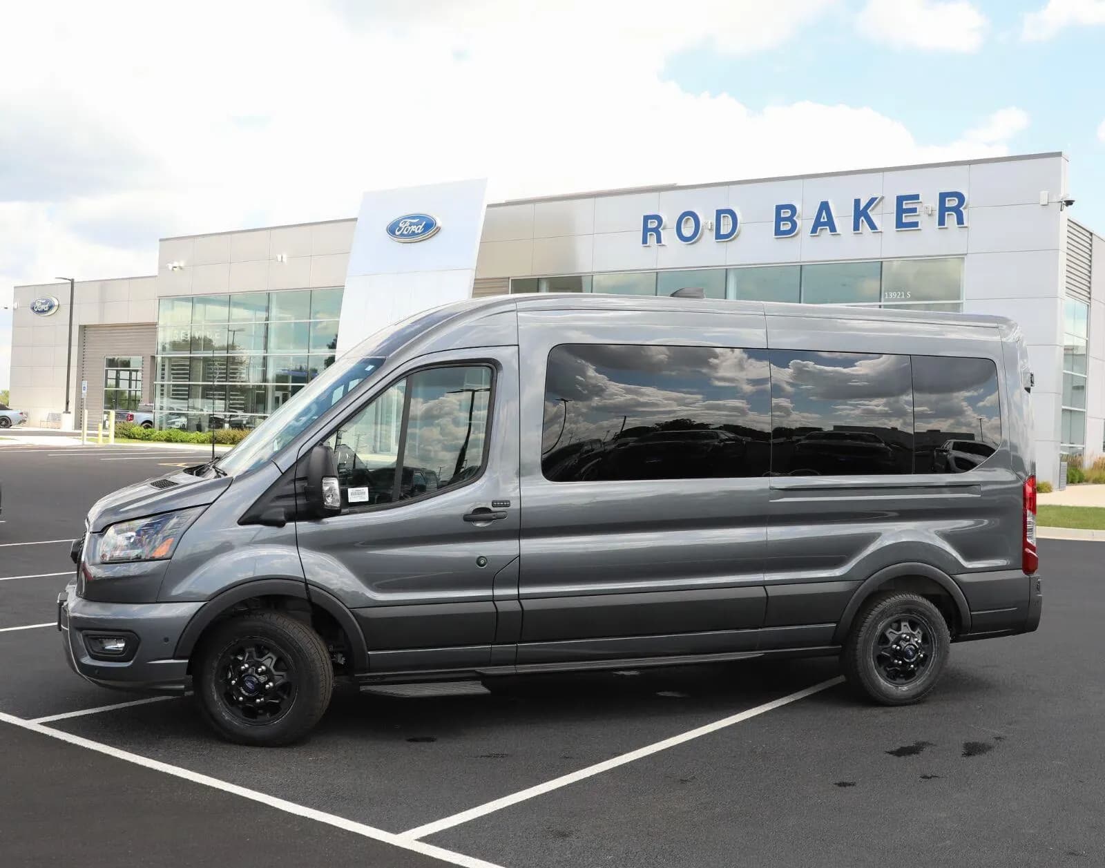 2026 Ford Transit Passenger Wagon - Vans