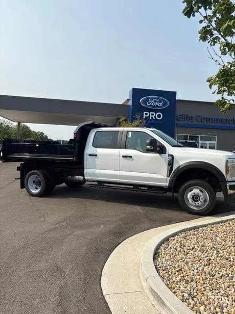 2026 Ford F-450 Crew Cab - Chassis