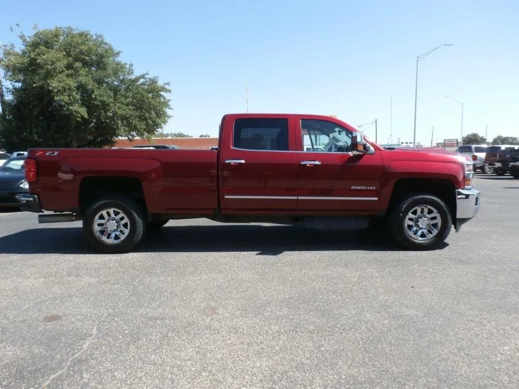 2019 Chevrolet Silverado 2500HD LTZ Crew Cab Long - Pickup