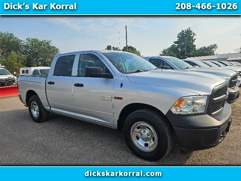 2017 Ram 1500 Tradesman Crew Cab SWB - Pickup