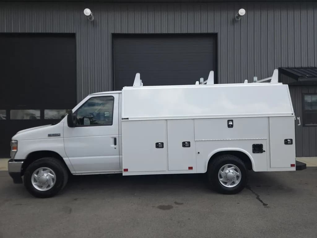 2021 Ford E350 - Box