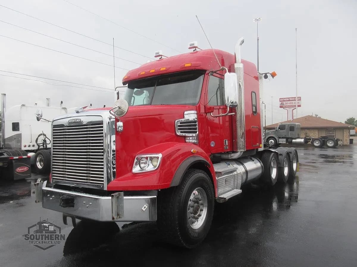 2021 Freightliner Coronado - Sleeper