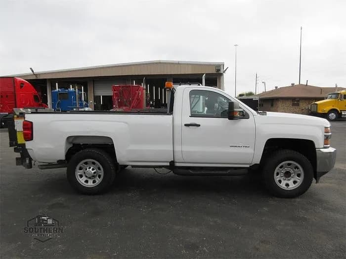 2017 Chevrolet SILVERADO 3500HD - Pickup