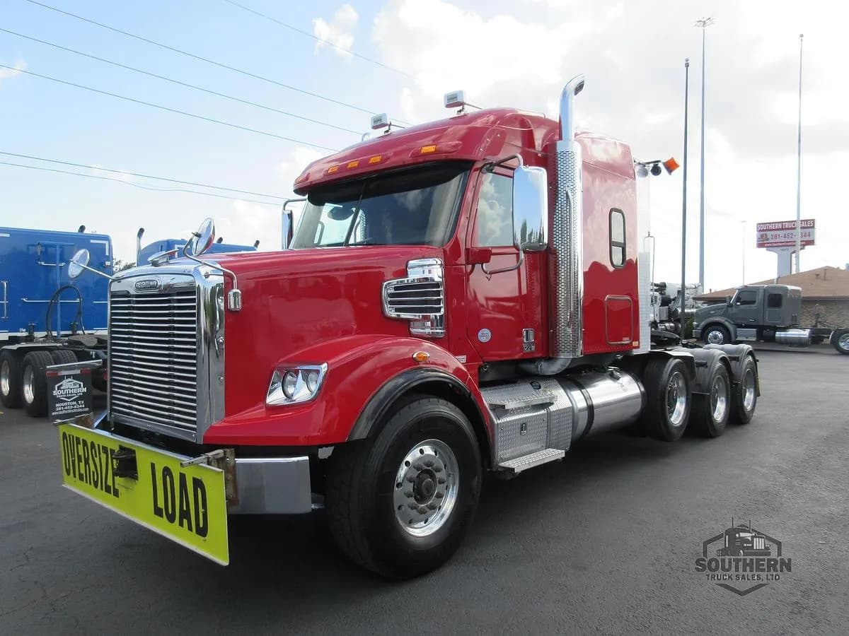 2020 Freightliner Coronado - Sleeper
