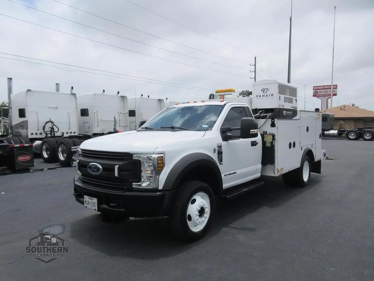 2019 Ford F550 XL - Chassis