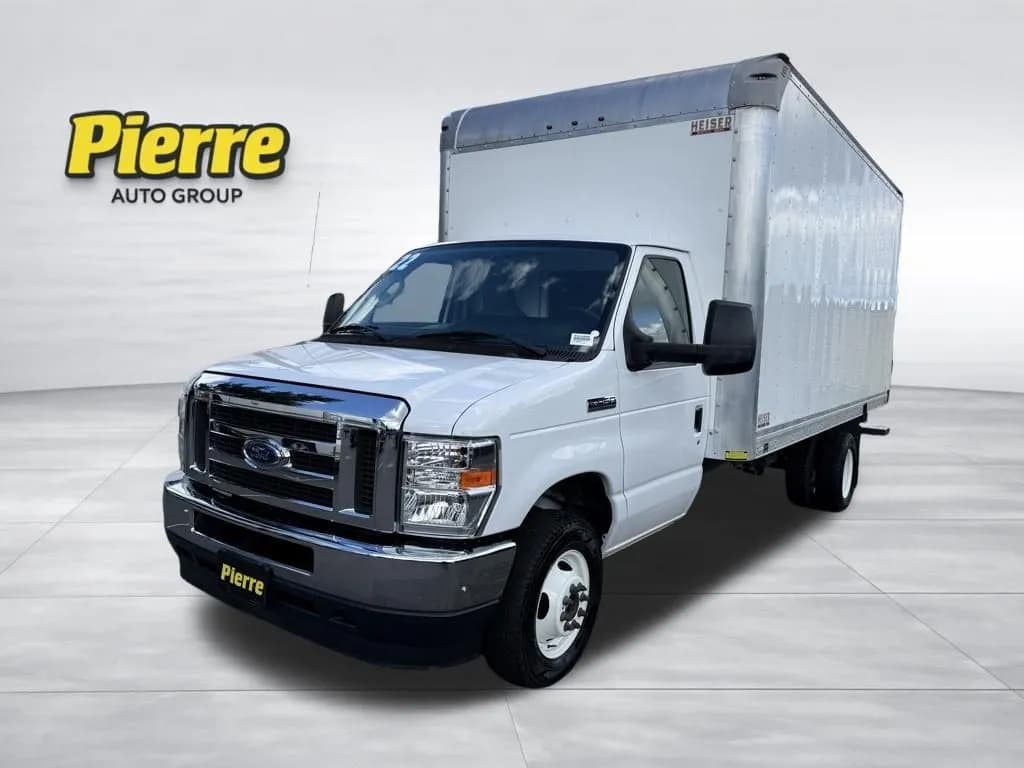 2022 Ford E-450SD - Box