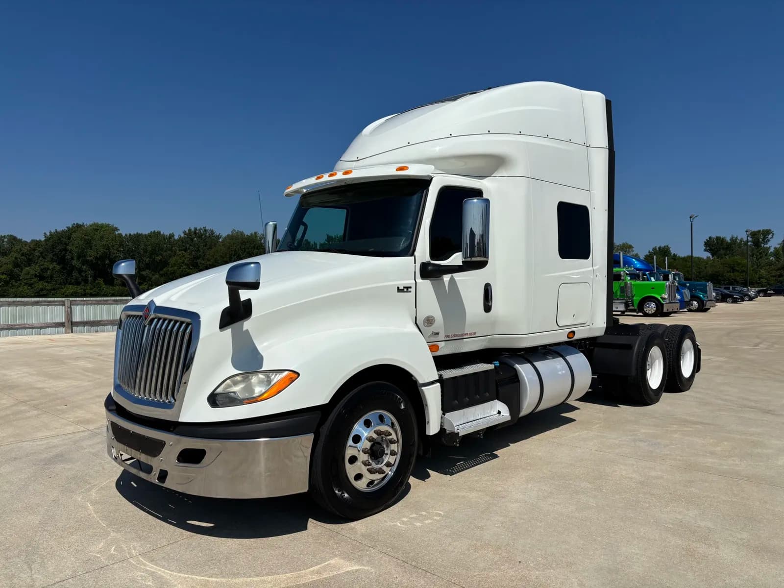 2019 International LT