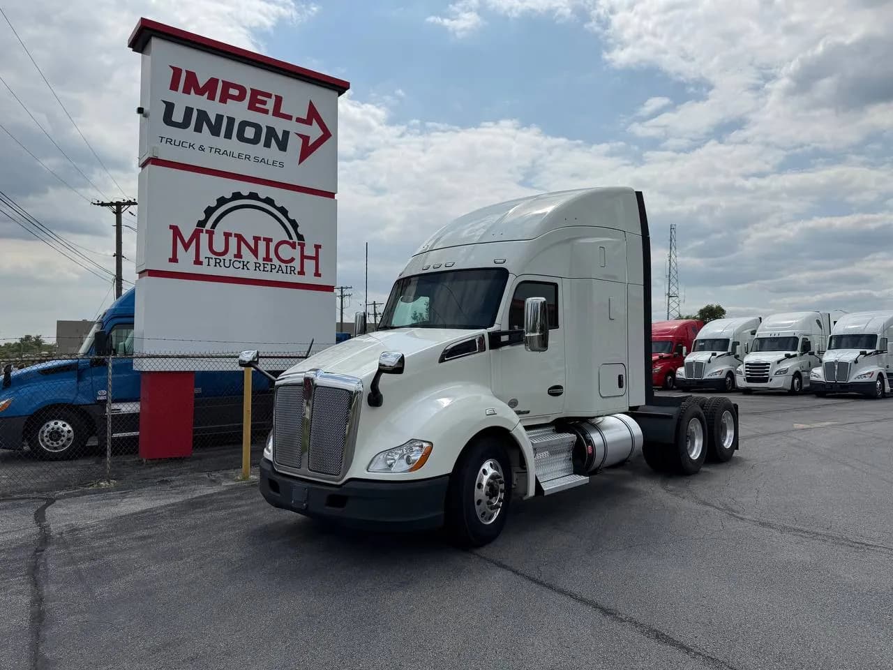 2021 Kenworth T680 U-11181 - Sleeper