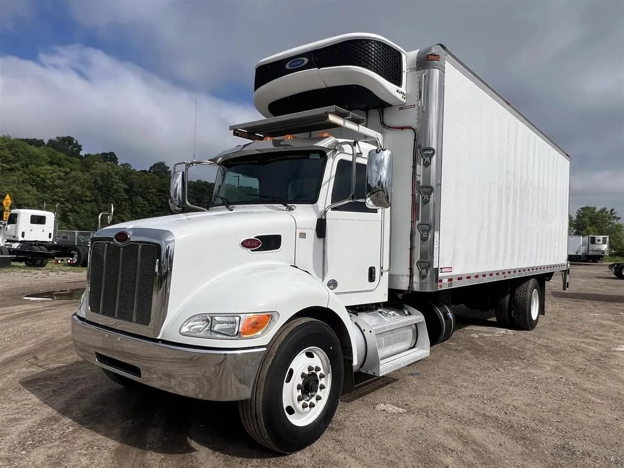 2021 Peterbilt 337 - Refrigerated
