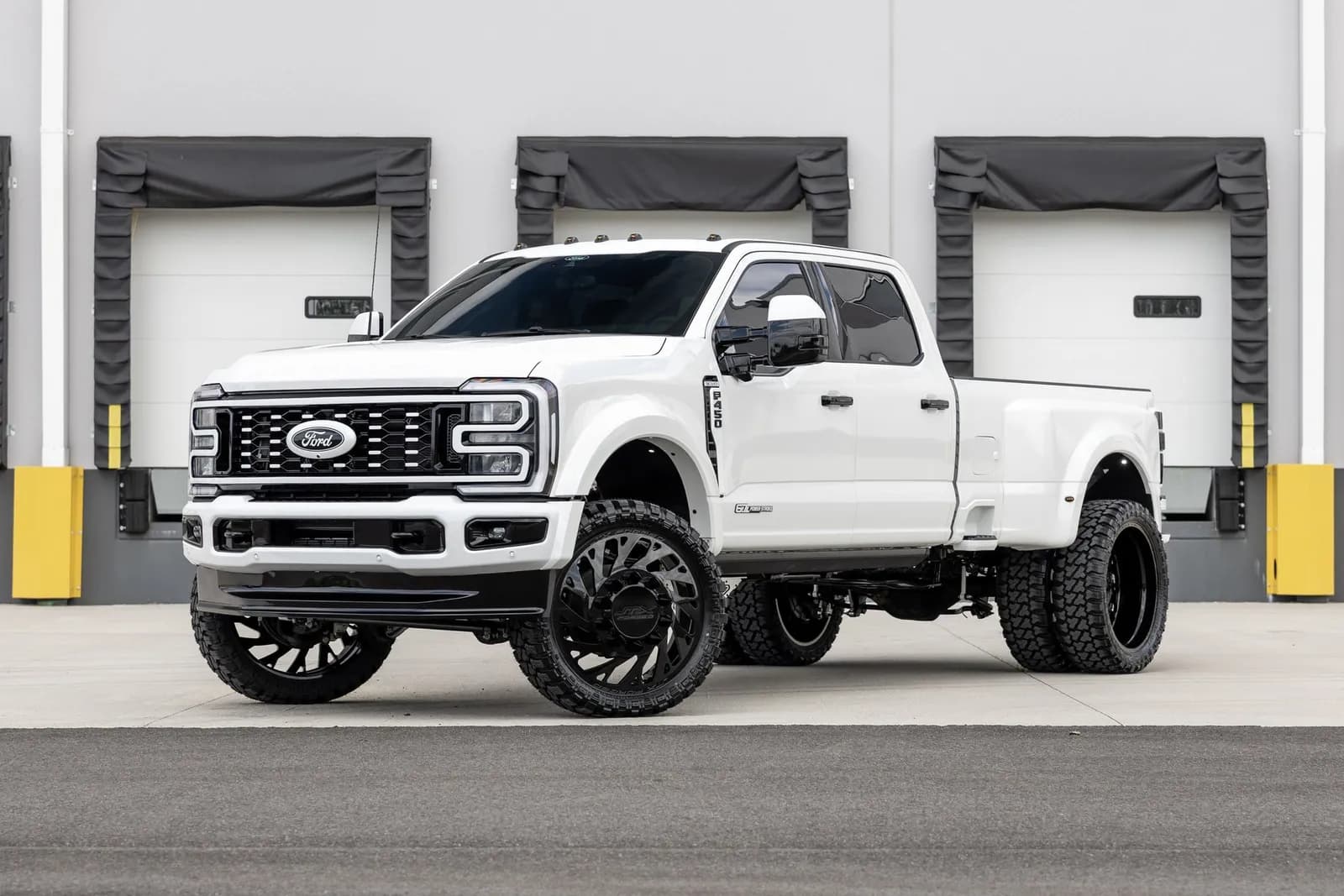 2025 Ford F-450