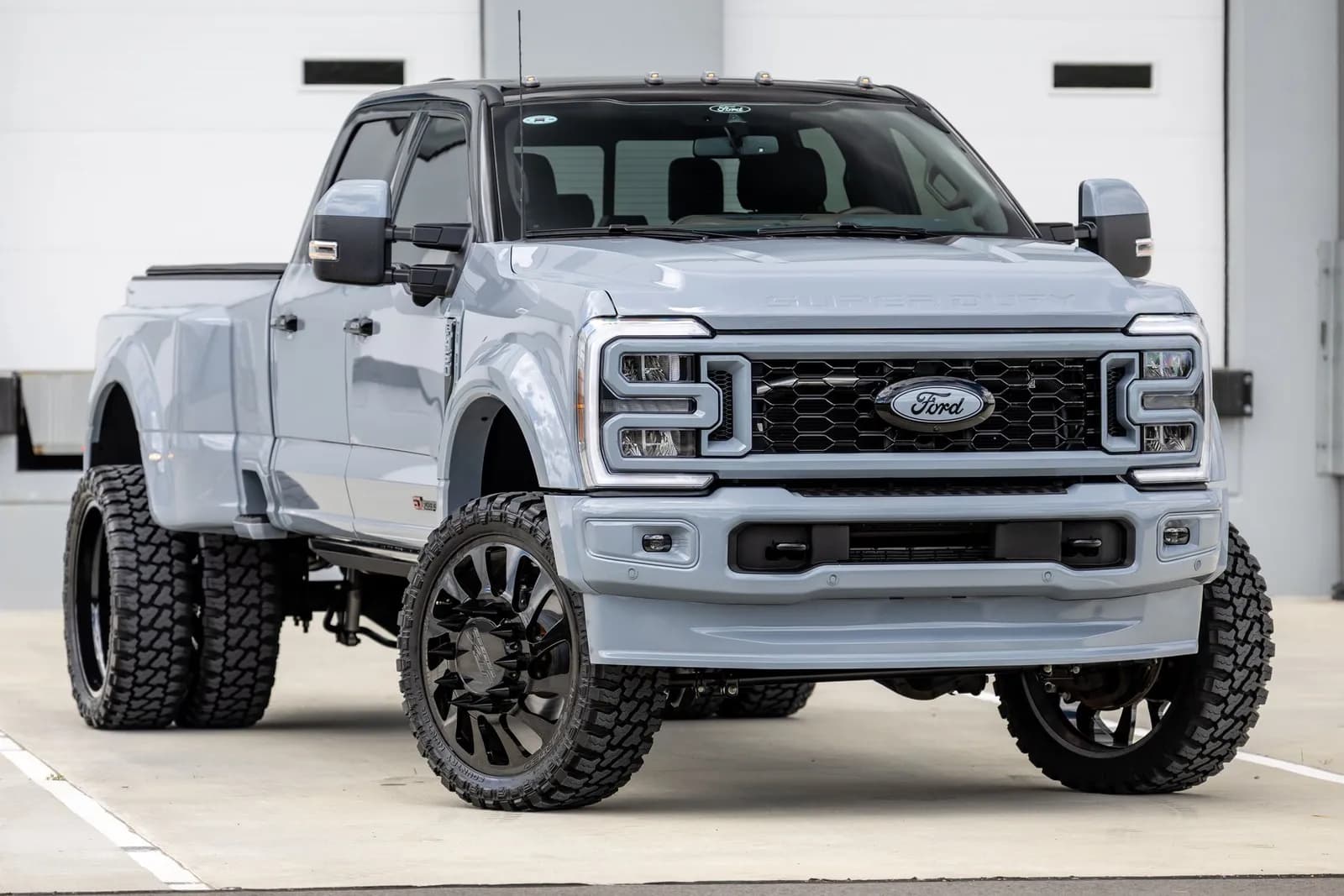 2025 Ford F-450 - Chassis