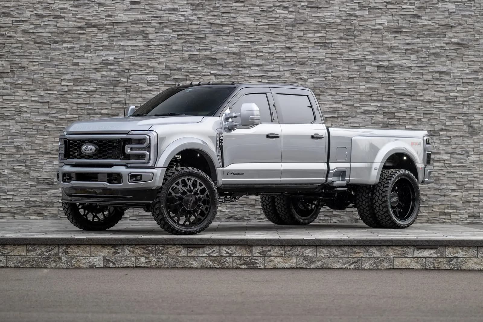 2024 Ford F450 - Pickup