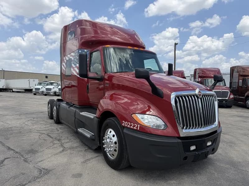 2022 International LT625 - Service