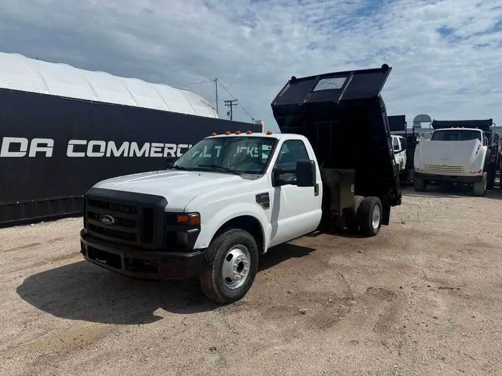 2010 Ford F-350 - Dump