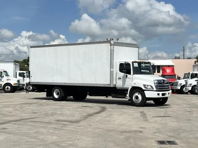 2022 Hino L6 - Box