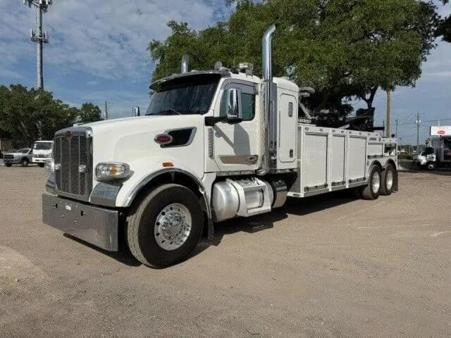 2024 Peterbilt 567 Extended cab - Tow