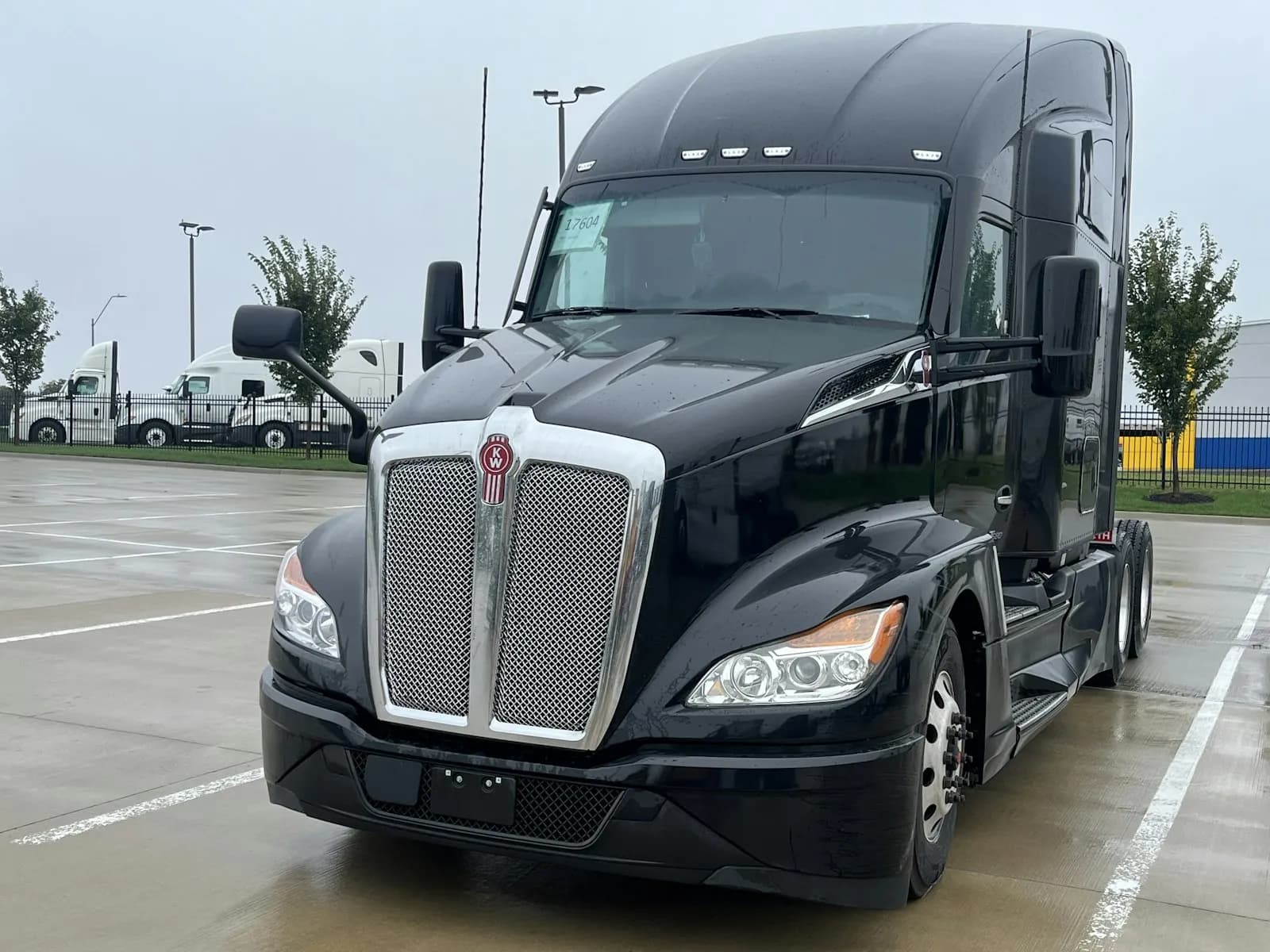 2023 Kenworth T680