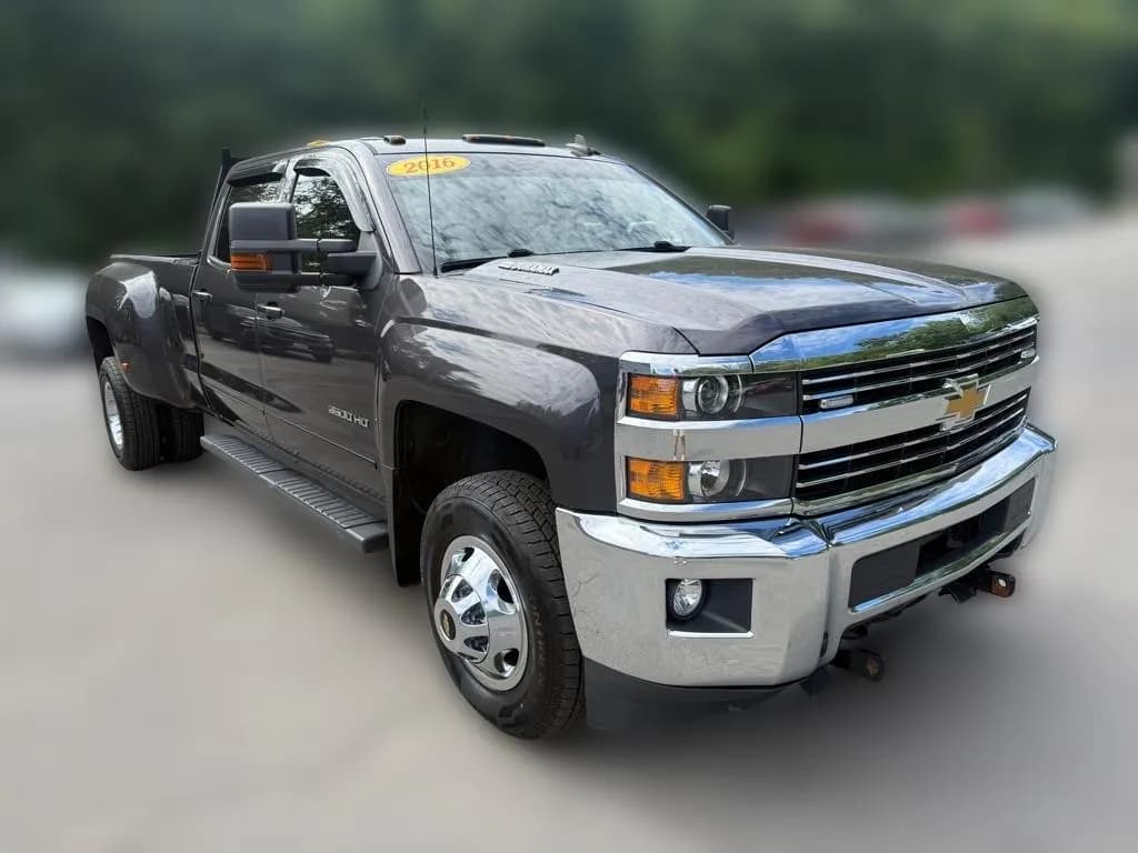 2016 Chevrolet Silverado 3500HD LT CREW CAB - Pickup