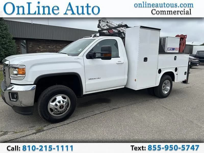 2018 GMC Sierra 3500HD - Crane