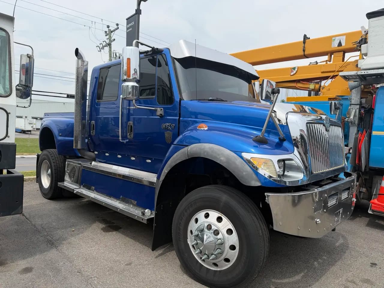 2007 International 4700 CXT - Pickup