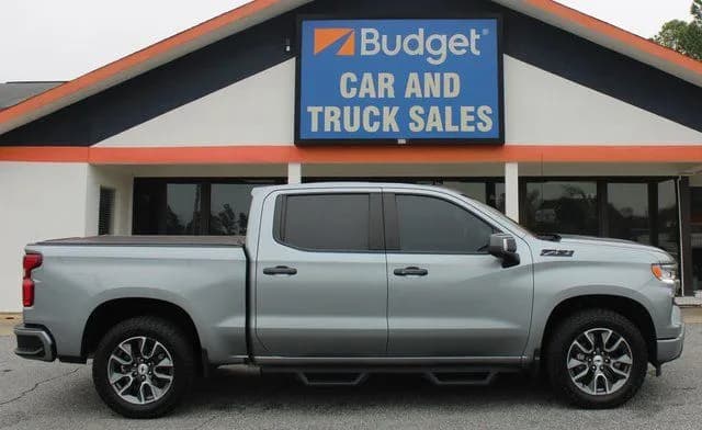 2023 Chevrolet Silverado 1500 4D Crew Cab - Pickup