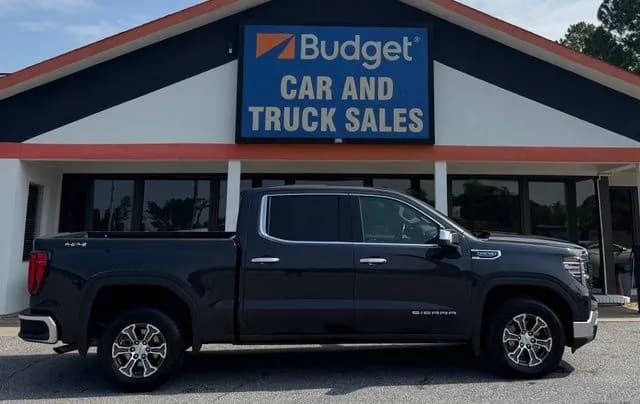 2025 GMC Sierra 1500 4D Crew Cab