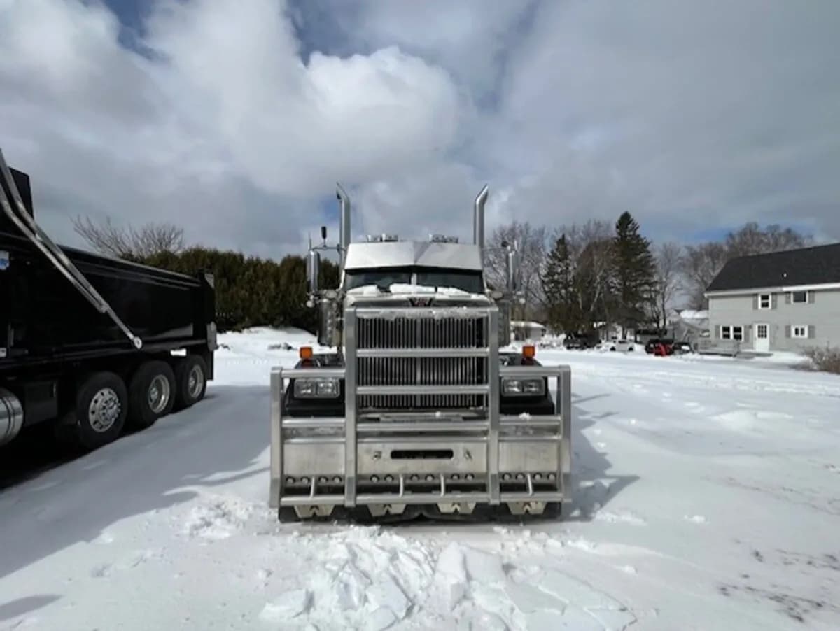 2022 Western Star 4900FA