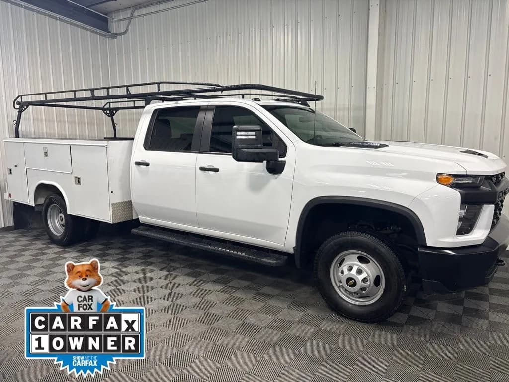 2023 Chevrolet Silverado 3500 Crew Cab - Service