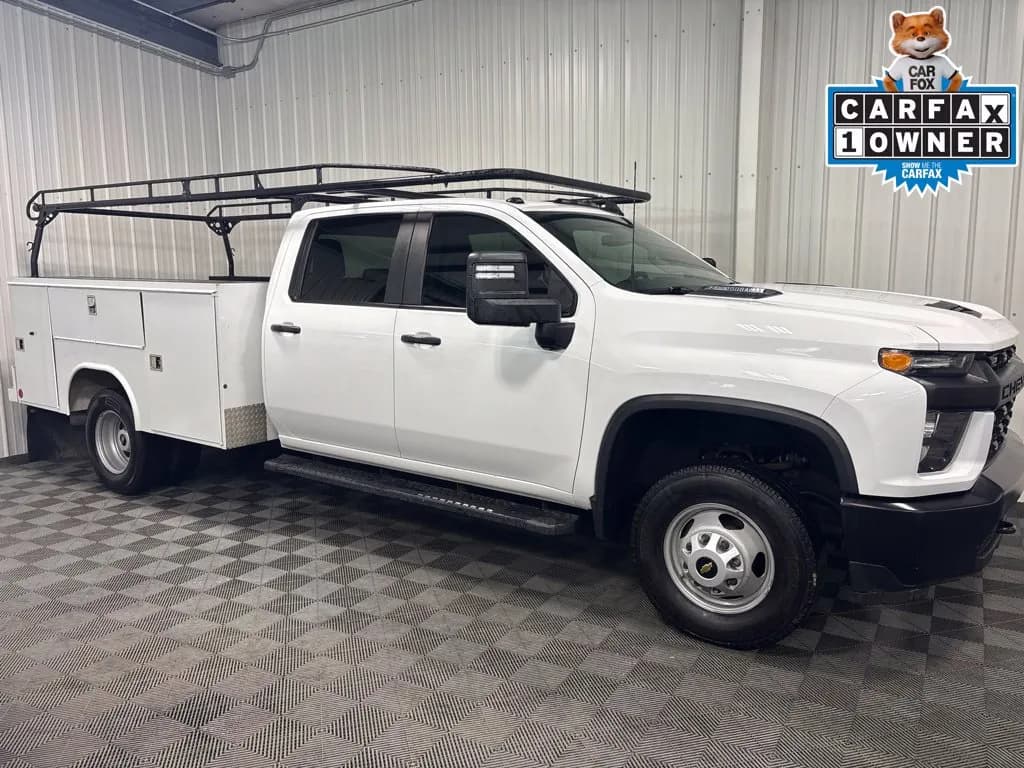 2023 Chevrolet Silverado 3500 Crew Cab - Service
