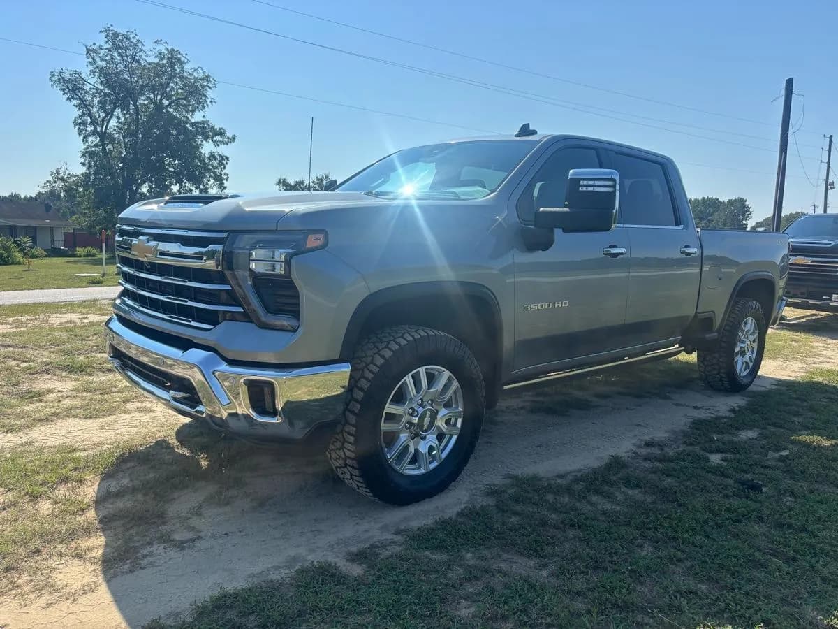 2025 Parker's Used Cars SILVERADO 3500HD