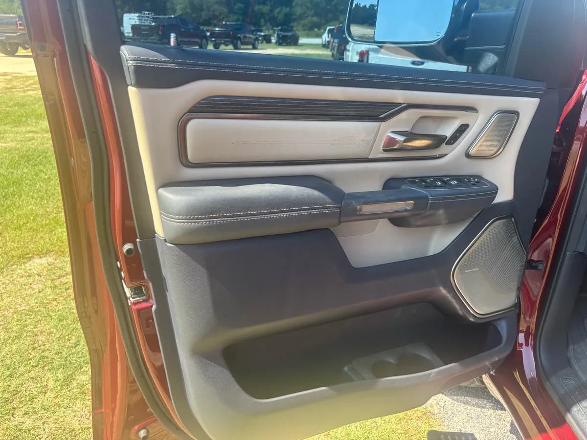 2021 Parker's Used Cars 1500 - Pickup