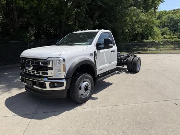 2026 Ford F-550 - Chassis