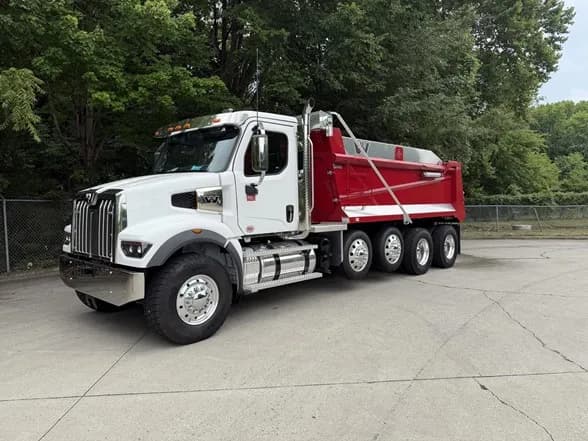 2026 Western Star 47X - Dump