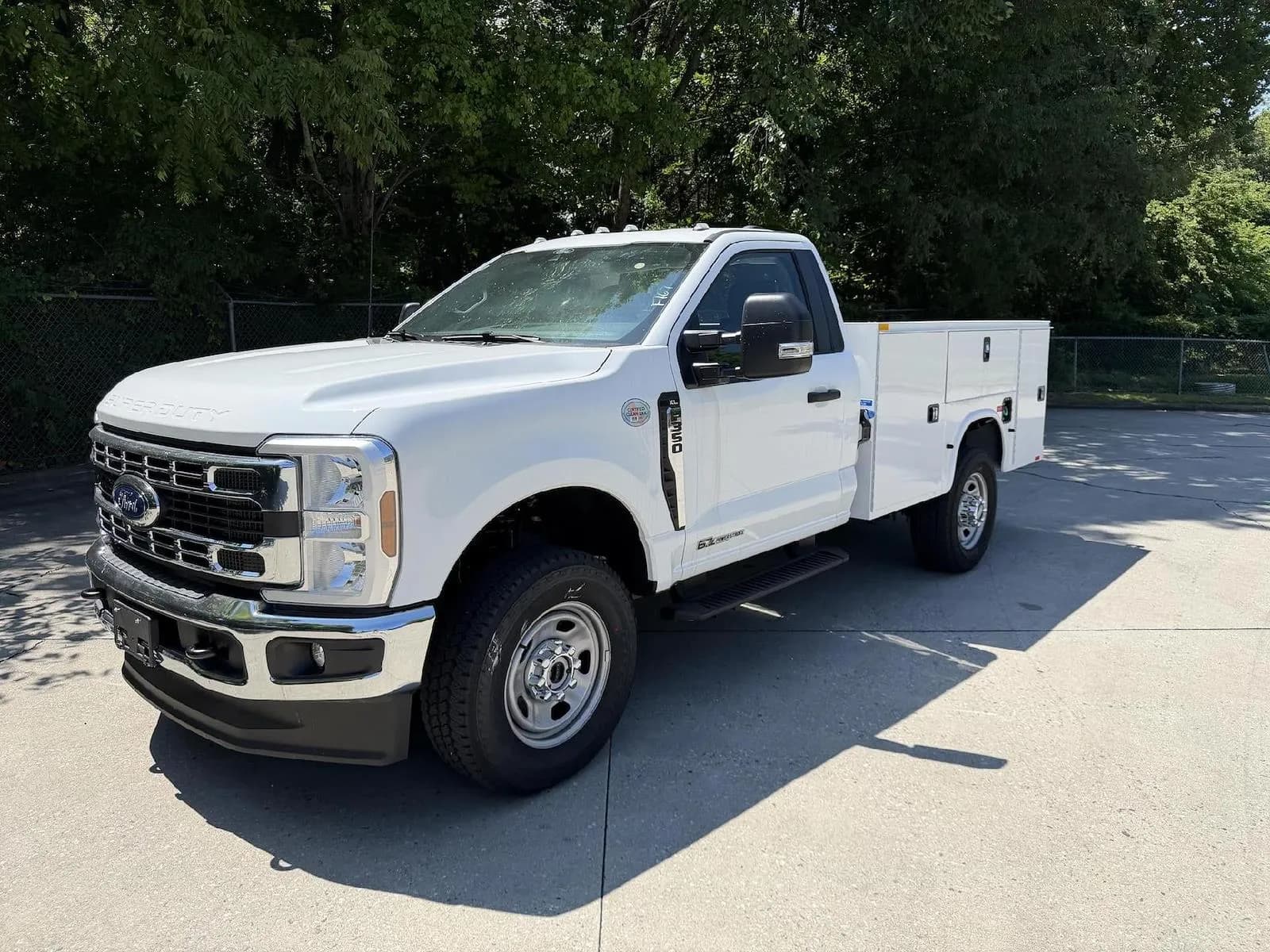2025 Ford F-350 - Service