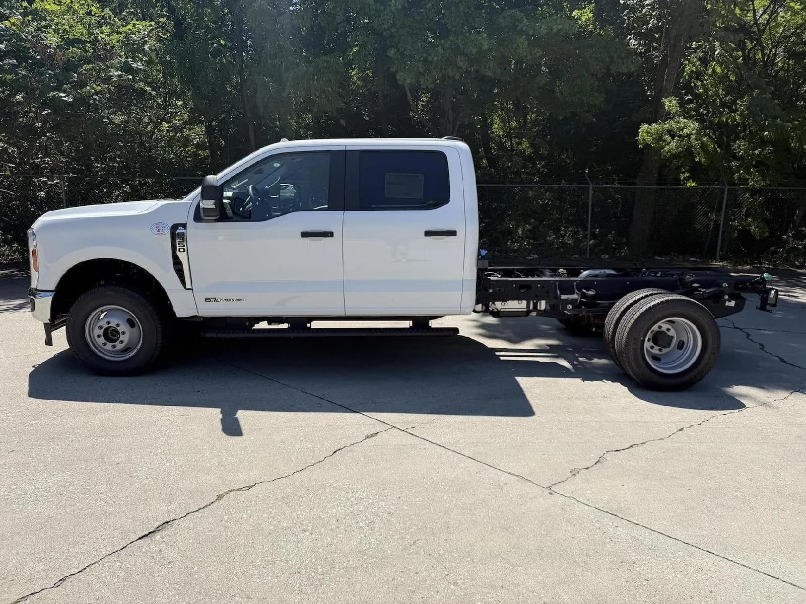 2026 Ford F-350 Crew Cab - Chassis