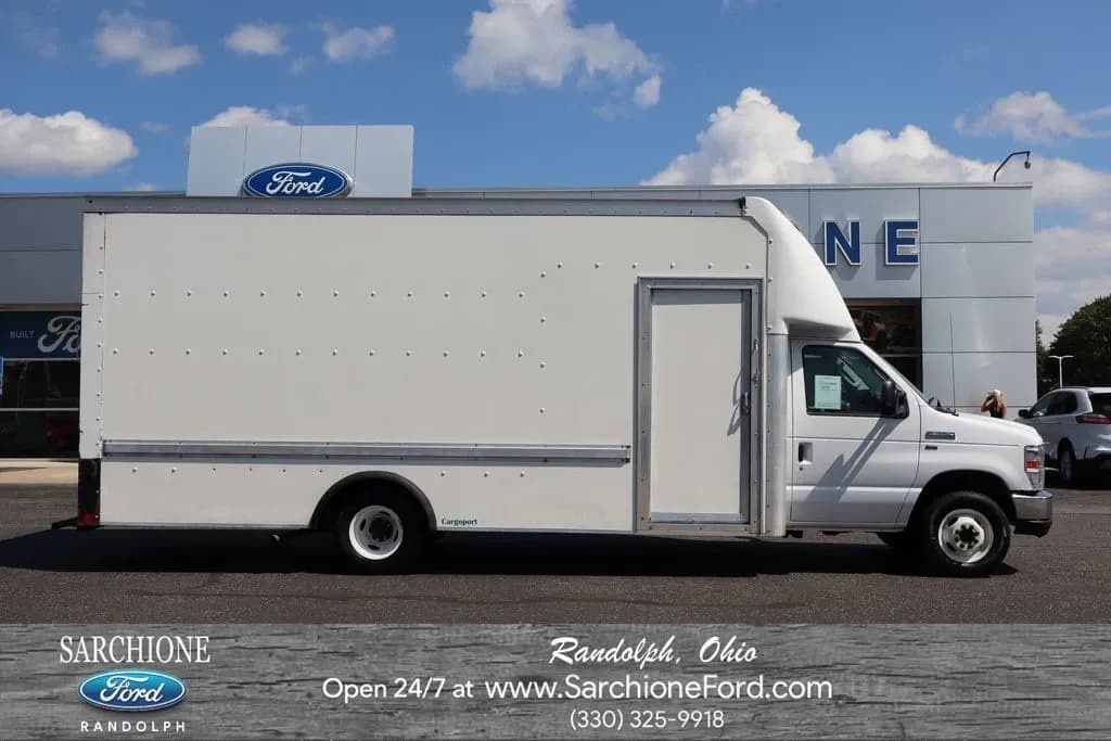 2018 Ford E-350SD - Box