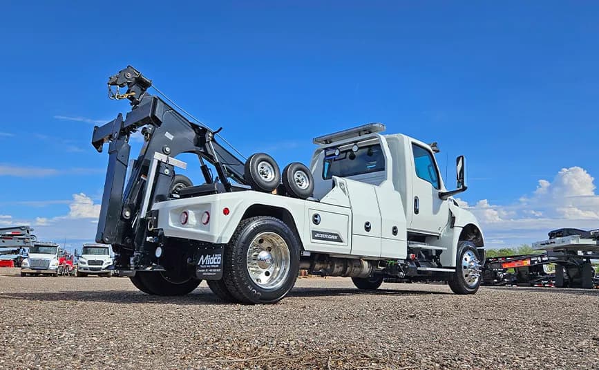 2025 International MV607 - Tow