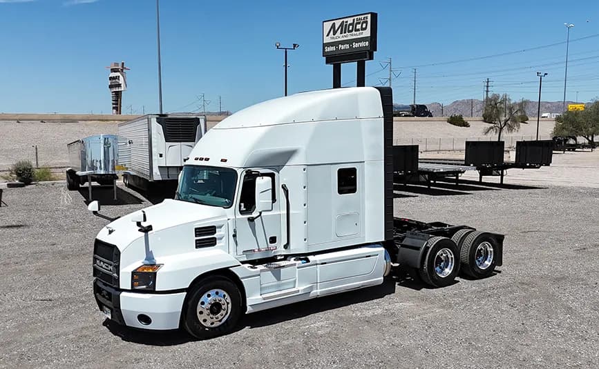 2024 Mack Anthem 64T - Sleeper