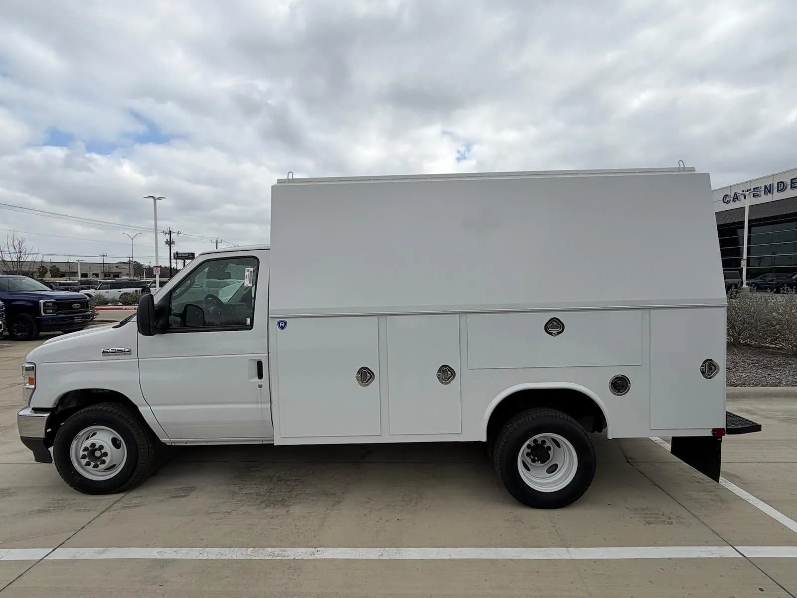 2026 Ford E-350 - Service