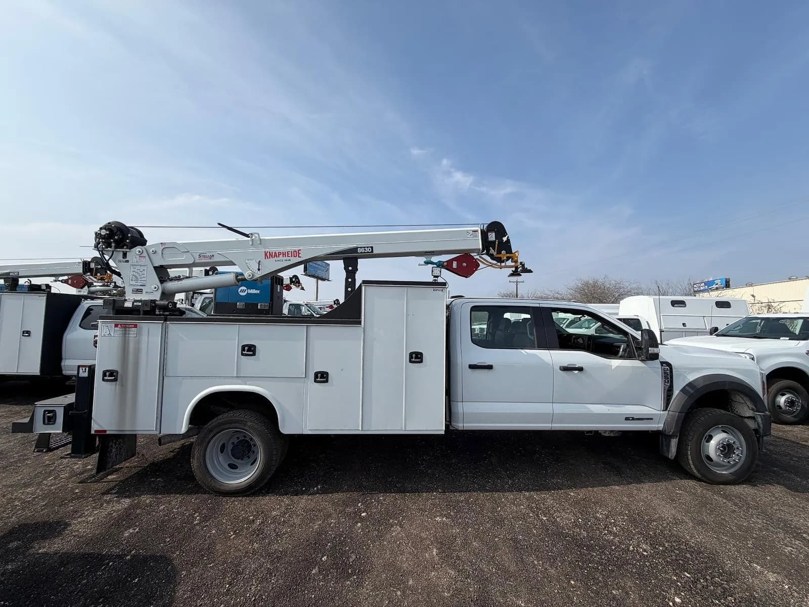 2026 Ford F-550 Crew Cab - Service