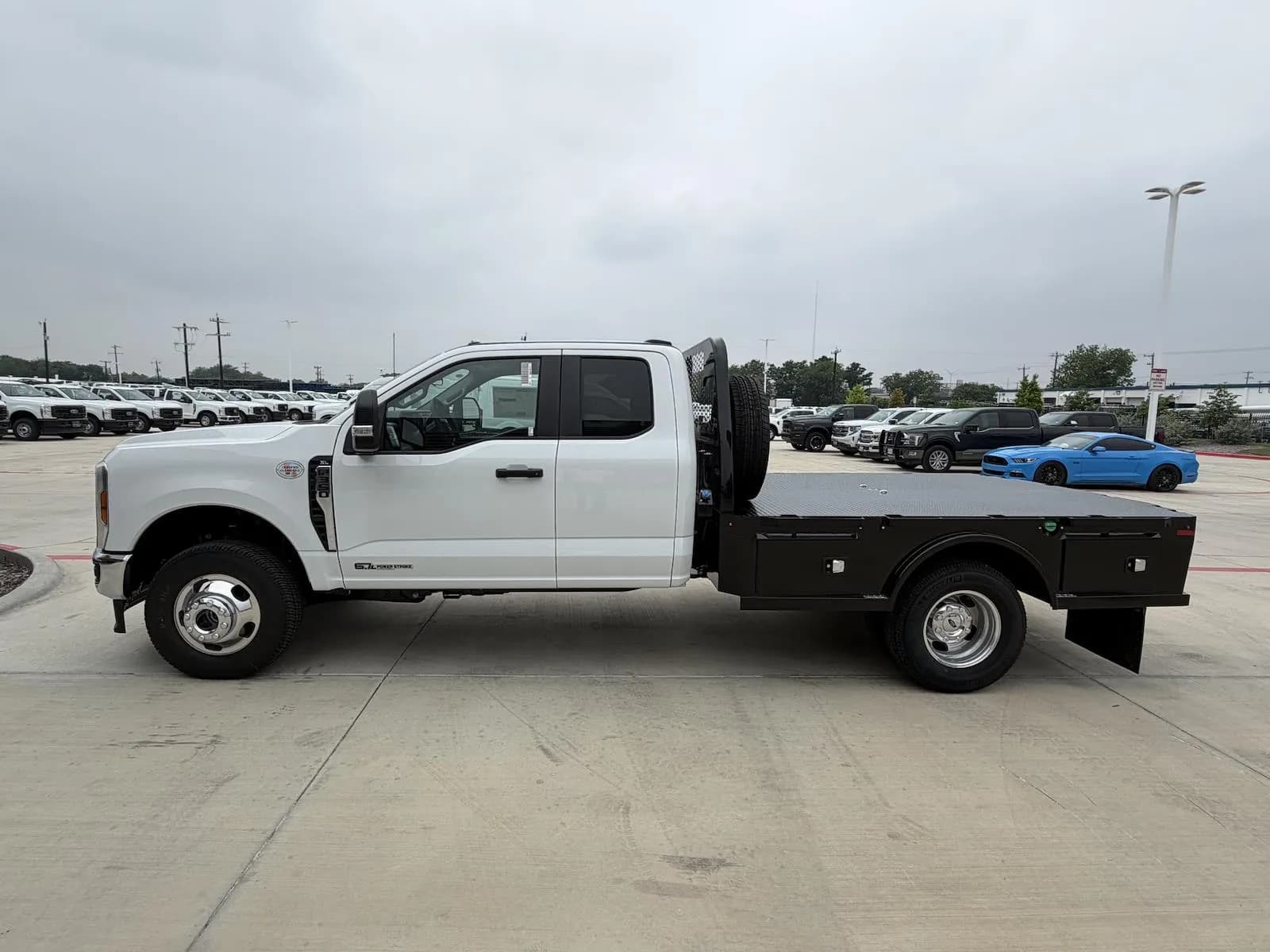 2026 Ford F-350 - Flatbed